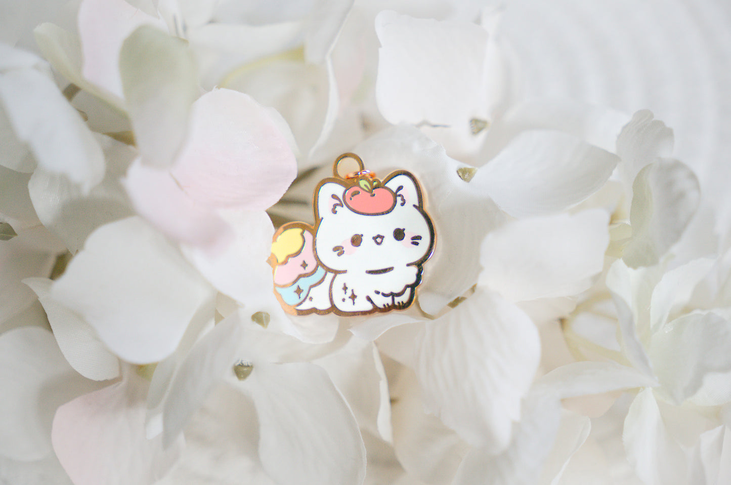 Plumo Charm
