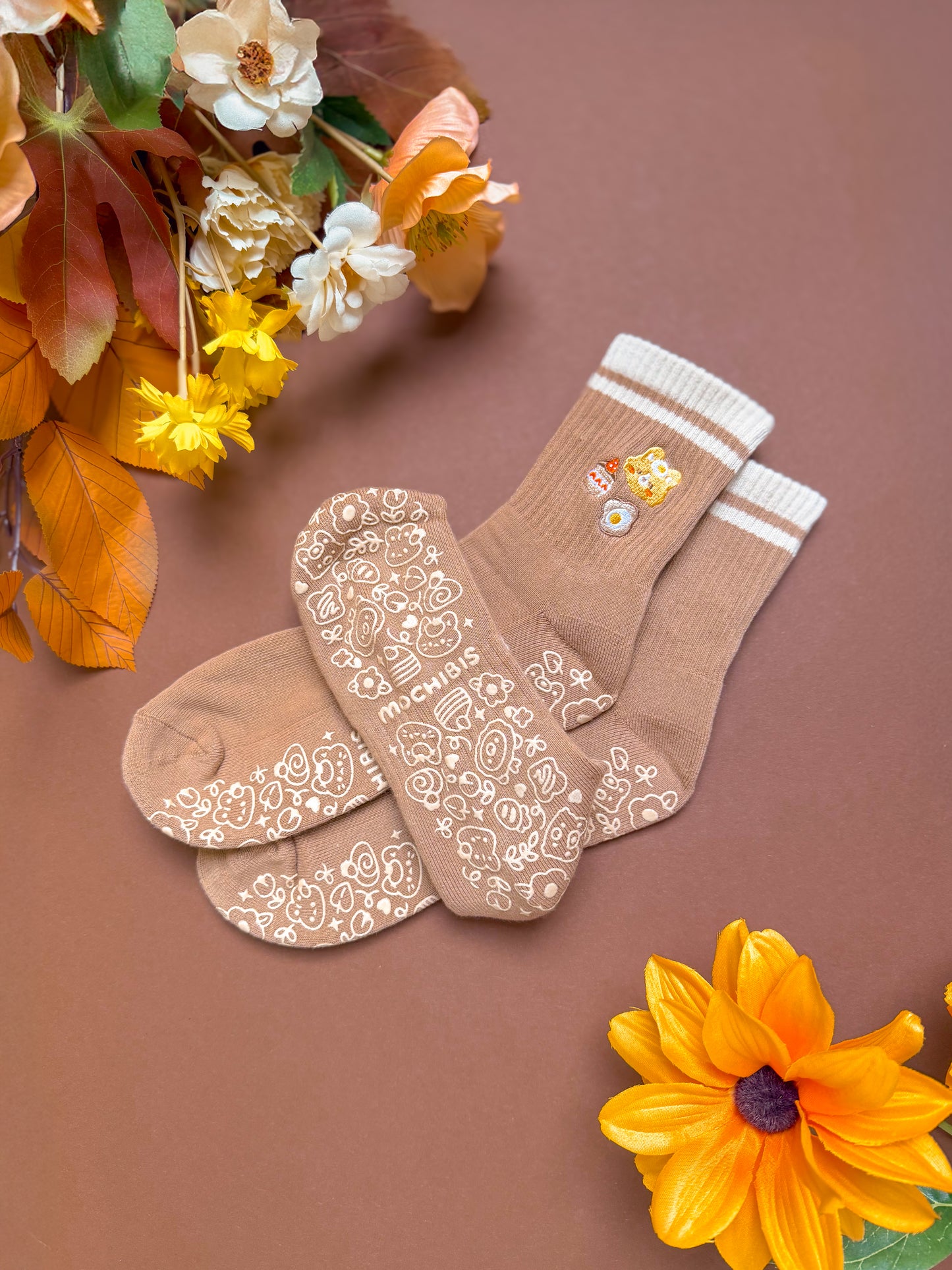 Grippy Socks Mochi