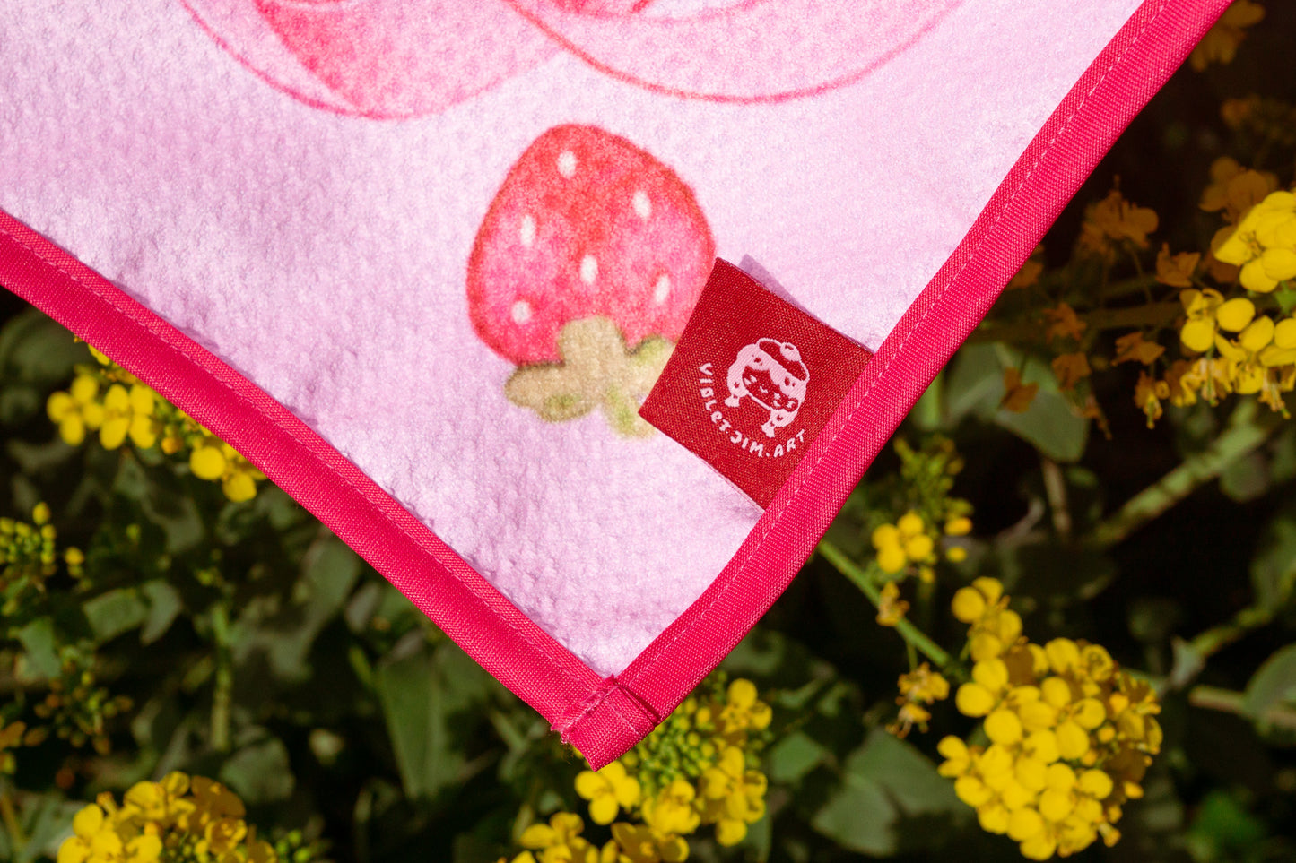 Microfibre Tea Towel 'Ethereal Coquette'