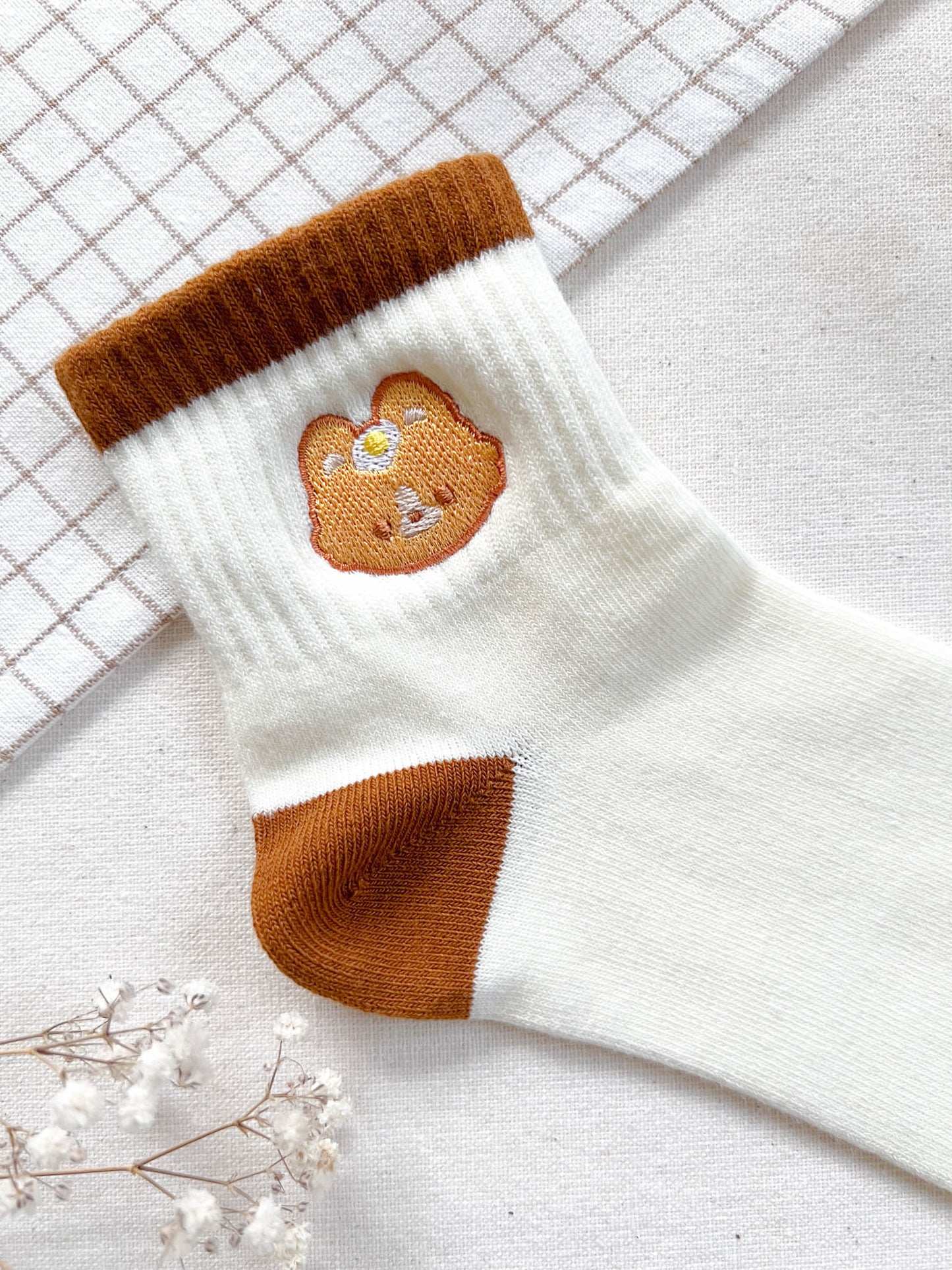 Embroidered Mochi Socks